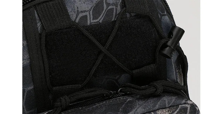 Outdoor Tactical Chest Bag, Small Waterproof Camouflage Shoulder Bag for Men