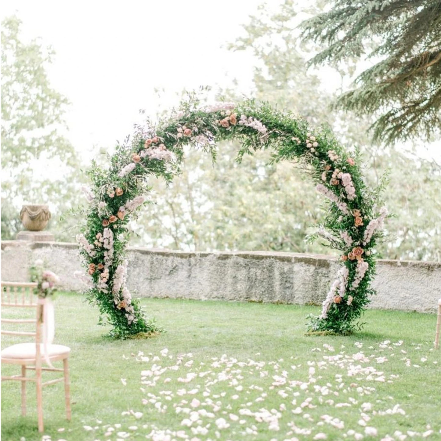 Large Round Metal Wedding Arch Backdrop Stand for Balloons and Flowers, White